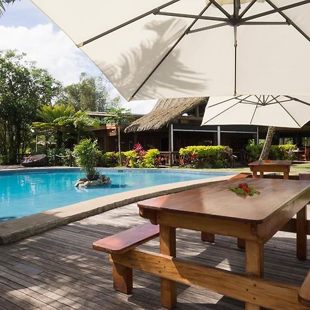 Uprising Beach Resort Pacific Harbour Eksteriør bilde