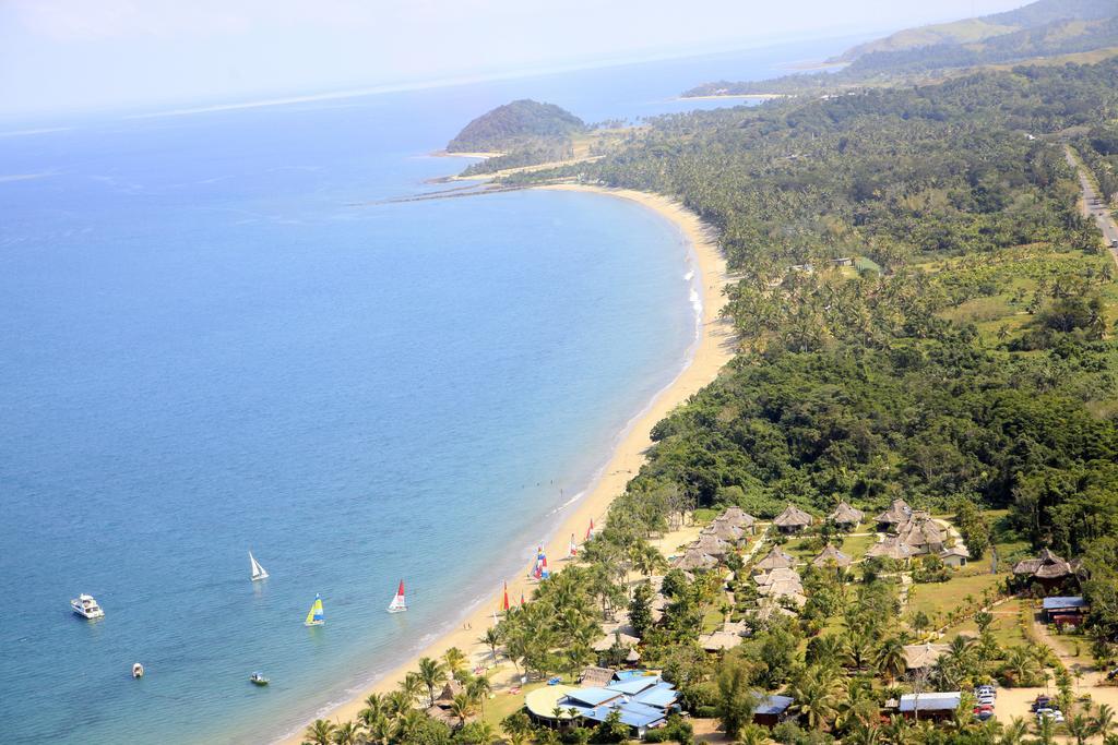 Uprising Beach Resort Pacific Harbour Eksteriør bilde
