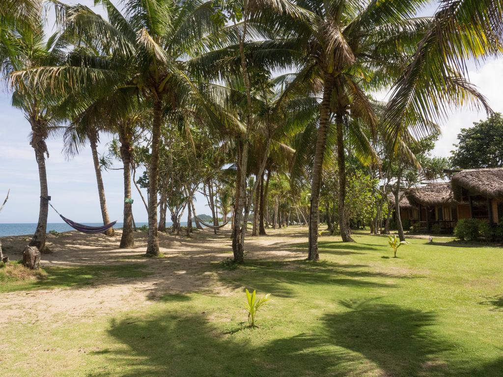 Uprising Beach Resort Pacific Harbour Eksteriør bilde